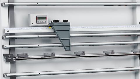 Display digitale delle dimensioni per l'impostazione della lunghezza in sezione verticale.